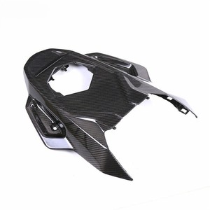 Cubierta inferior del asiento trasero de fibra de carbono seca 3K para BMW S1000RR M1000RR 2023-2024, acabado mate y brillante, fijación directa con tornillos - Product Image 3