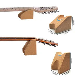 Деревянный держатель для гитары