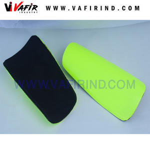 Espinillera de fibra de vidrio para fútbol con impresión de logotipo personalizado 2025 - Product Image 6