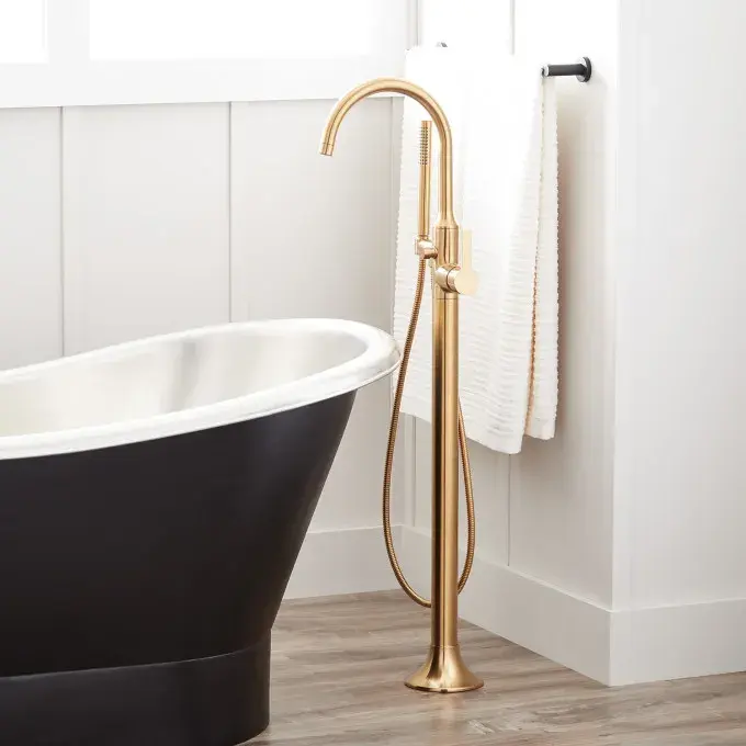 Brass Free Standing Bath Tap Floor Stand Faucet Bathtub Faucet Freestanding Tub With Tub Mounted Faucet