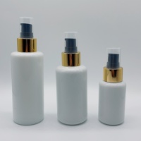 Flacon de lotion en verre de haute qualité pour cosmétiques, 50 ml, 100 ml, 120 ml, flacon rond en verre blanc avec pompe à lotion dorée