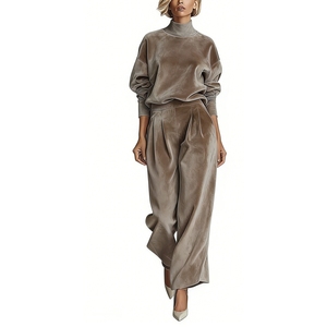 Conjunto de 2 Piezas de Terciopelo para Mujer - Elegante Top de Cuello Alto y Pantalones Anchos, Atuendo Formal e Informal a la Moda - Product Image 1