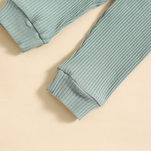 Vêtements pour enfants <span class=keywords><strong>Combinaison</strong></span> longue à manches longues pour <span class=keywords><strong>fille</strong></span> Couleur bonbon Côtelé Broderie de lettres Douceur en coton Mode - Product Image 4