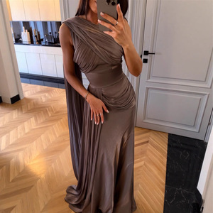 Robes de soirée longues asymétriques en satin antistatique pour femmes, sans manches, coupe trapèze, pour fêtes et événements élégants - Product Image 4