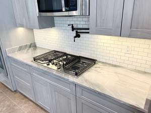 Cuarcita Blanca Natural de Macaubas Brasileña para Encimeras de Cocina y Baño - Product Image 3