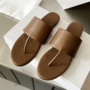 Sandales plates à lanière unique en cuir de vache véritable style ROW pour <span class=keywords><strong>femme</strong></span> – Nouveauté plage et extérieur, design minimaliste - Product Image 1