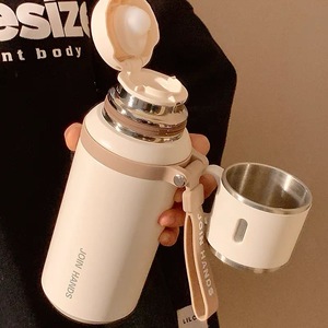 Nouvelle gourde isotherme 2025 pour étudiants, style sport, avec séparation thé-eau, en acier inoxydable 316, portable et grande capacité - Product Image 3