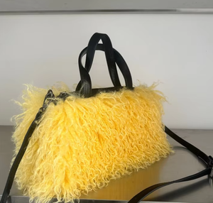 Мягкая однотонная Сумка-Кроссбоди на молнии из искусственного меха Y2k + пальто для женщин зима - Product Image 5