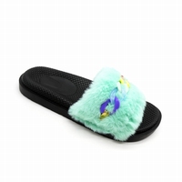 Chaussures et sandales pour femmes, dernières tendances, à enfiler, avec chaîne et fourrure