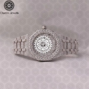 Montre en diamant de qualité supérieure, conçue pour un port confortable et des performances durables, disponible au prix de gros - Product Image 5