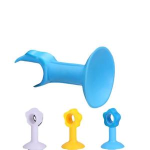 Butée de porte en silicone avec base à ventouse pour salle de bain et usage domestique, protecteur de poignée de porte anti-collision coloré - Product Image 3