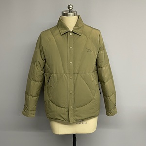 <span class=keywords><strong>Giacca</strong></span> Imbottita <span class=keywords><strong>Verde</strong></span> Oliva con Colletto - OEM/ODM Cappotto Invernale Casual e Caldo per Personalizzazione all'Ingrosso - Product Image 1