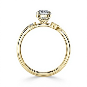 Anillo de Compromiso con Corte de Pera de 2 Quilates, Oro Amarillo de 14 Quilates, Piedras Laterales Redondas, Banda Entrecruzada, Fabricante de Joyería Fina Personalizada, Venta al Por Mayor - Product Image 4