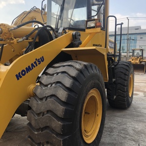 รถตักล้อยางโคมัตสึ WA380 wa320 wa100 wa510 อุปกรณ์ก่อสร้างงานหนัก สีเหลือง พร้อมยางขนาดใหญ่ - Product Image 3