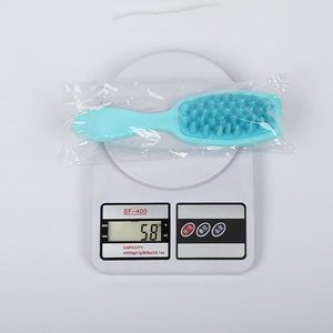 Cross-Border <b>Pet</b> Silicone Handle Bath <b>Brush</b> Soft Tooth Dog Bath Massage Hair Care Cleaning <b>Pet</b> Comb - Product Image 4