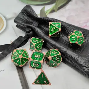 Produttore diretto 19mm personalizzato poliedrico nero casinò dadi Dungeons and Dragons gioco da tavolo rpg dadi unico dnd set di dadi in metallo