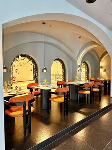 เก้าอี้ร้านอาหารโลหะทันสมัย แข็งแรงทนทาน เป็นมิตรกับสิ่งแวดล้อม สำหรับใช้ในเชิงพาณิชย์ บ้าน บาร์ คาเฟ่ โรงแรม - Product Image 3