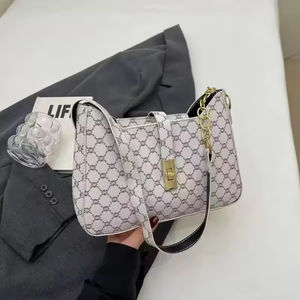 Bolso de hombro tipo bandolera de gran capacidad para mujer, nuevo estilo, bolso de cubo estampado, bolso de mano de PU coreano a la moda 2025 - Product Image 3