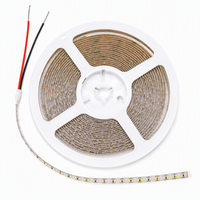 Bande lumineuse LED 12V 2835 180 LED/m 10mm 3000K Blanc chaud Ra80 IP20 Certifiée CE RoHS Rouleau de 5m Télécommande pour usage résidentiel