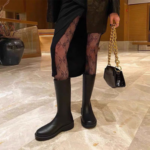 <span class=keywords><strong>Bottes</strong></span> antidérapantes pour femmes, <span class=keywords><strong>bottes</strong></span> plates pour femmes, <span class=keywords><strong>bottes</strong></span> de pluie en caoutchouc tendance, vente en gros directe d'usine - Product Image 6