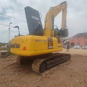 Excavatrice sur chenilles hydraulique Komatsu PC200-8 d'occasion, modèle 2020, 20 tonnes, équipement de construction, prix avantageux - Product Image 5