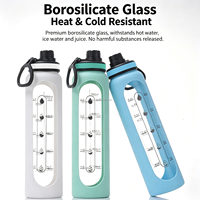 Bouteille d'eau sport grande capacité en verre avec graduations, manchon de protection en silicone, poignée de transport, gobelet simple à boire directement