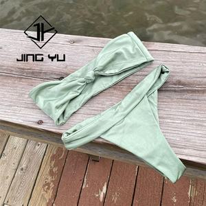 Maillots de bain de luxe à bretelles, fabriqués sur mesure avec des tissus recyclés brillants, faible MOQ, vêtements de plage professionnels - Product Image 3