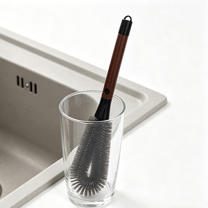 Brosse à tasses à manche en bois, brosse à long manche, brosse à vaisselle, brosse à bouteilles, nettoyage multifonctionnel 2-en-1 pour la cuisine - Product Image 1