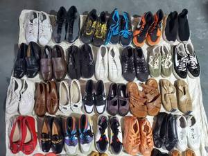 Pacas de Zapatos Usados del Reino Unido en Venta, Estante para Zapatos Usados en Venta, Zapatos Usados de Marca de <span class=keywords><strong>Segunda</strong></span> <span class=keywords><strong>Mano</strong></span> Baratos - Product Image 6