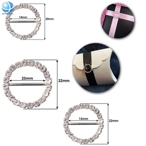 <span class=keywords><strong>Boucle</strong></span> coulissante ronde en argent avec embellissement en strass à 1 rangée minimaliste pour décor de boîtes-cadeaux en ruban - Product Image 2