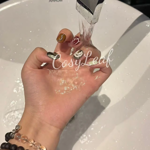 <span class=keywords><strong>Ongles</strong></span> artificiels portables de haute qualité à <span class=keywords><strong>prix</strong></span> d'usine, <span class=keywords><strong>manucure</strong></span> blanchissante avec motif d'amande mignon purement fait à la main, vente en gros - Product Image 6