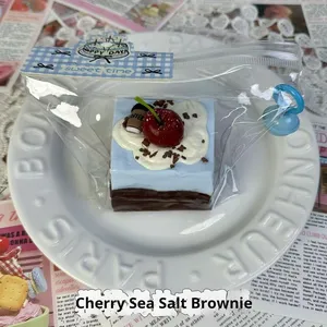 ของเล่นบีบเนื้อเค้กเค็มรสเชอร์รี่ ทำจากซิลิโคนเกรดอาหารสำหรับเด็ก ขายส่ง บรรเทาความเครียด สินค้ามาแรงบนออนไลน์ - Product Image 6