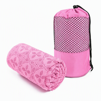 Yoga-Matte Handtuch Rutschfester Silikongriff Mikrofaser Hot Yoga Schweißabsorbierend Fitness Benutzerdefiniertes Logo Unisex Verpackung