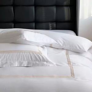 طقم أغطية سرير فاخر من القطن 100٪ مطرز، 4 قطع، طقم لحاف بحجم كوين، طقم سرير من الكتان بجودة فندقية - Product Image 5