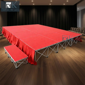 เวทีพับได้แบบพกพาพร้อมกระโปรงตกแต่งพื้นผิวพรมแดง - Product Image 2