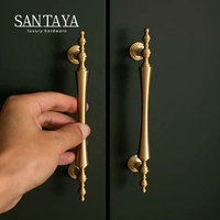 Poignées Santaya en laiton brossé massif pour armoires de cuisine, boutons de tiroir de chambre et poignées de meubles