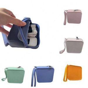 Nueva llegada de fábrica: Bolsas de cosméticos de silicona con diseño de caramelos a la moda, monederos con cremallera, bolsas de maquillaje. - Product Image 4