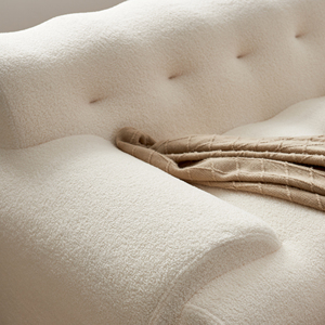 Canapé deux places moderne italien blanc nuage, livraison gratuite aux États-Unis, canapé en tissu compressé pour salon, hôtels et villas - Product Image 4