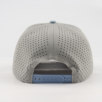 Gorra de Béisbol de Alto Rendimiento para Golf, con Perforaciones Cortadas a Láser, Repelente al Agua, Cierre a Presión, con Logotipo Personalizado en PVC