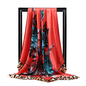 Leopardo Stampato Floreale di Modo Sciarpa di Seta Foulard Scialle In Raso Sciarpe Grande Formato 90*90cm Piazza Dei <span class=keywords><strong>Capelli</strong></span> Testa Sciarpe donne <span class=keywords><strong>Bandana</strong></span> - Product Image 4