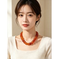 Collar de Gargantilla Vintage para Mujer con Cuentas, Resina Ámbar, Acero Inoxidable y Cadena de Eslabones Bañada en Oro de 18K, Ideal para Regalos de Fiesta