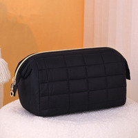 Hochwertige Kosmetiktasche mit großem Fassungsvermögen aus Polyester, tragbare Reise-Kosmetiktasche mit Reißverschluss, ideal als Geschenk.