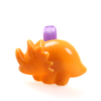 Jouets en plastique miniatures amusants et bon marché en forme d'animaux dinosaures en gros dans un œuf surprise pour enfants