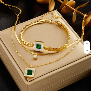 Parure de bijoux étanche pour femme en acier inoxydable plaqué or 18 carats avec zircon, motif cœur et œil, collier superposé, boucles d'oreilles et bracelet, idéale pour les fiançailles - Product Image 3