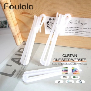 Factory Supply White Adjust Plastic <strong>Curtain</strong> <strong>Hooks</strong> <strong>With</strong> 7cm &amp; 8.5cm Width Accessories - Product Image 1