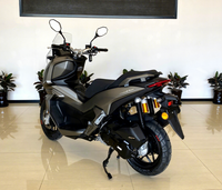 Scooter à Essence ADV 200 cm³ Haute Performance Refroidi par Eau, Moteur EFI, Freins à Disque Avant et Arrière, Vitesse Maximale 120 km/h, Vente en Gros
