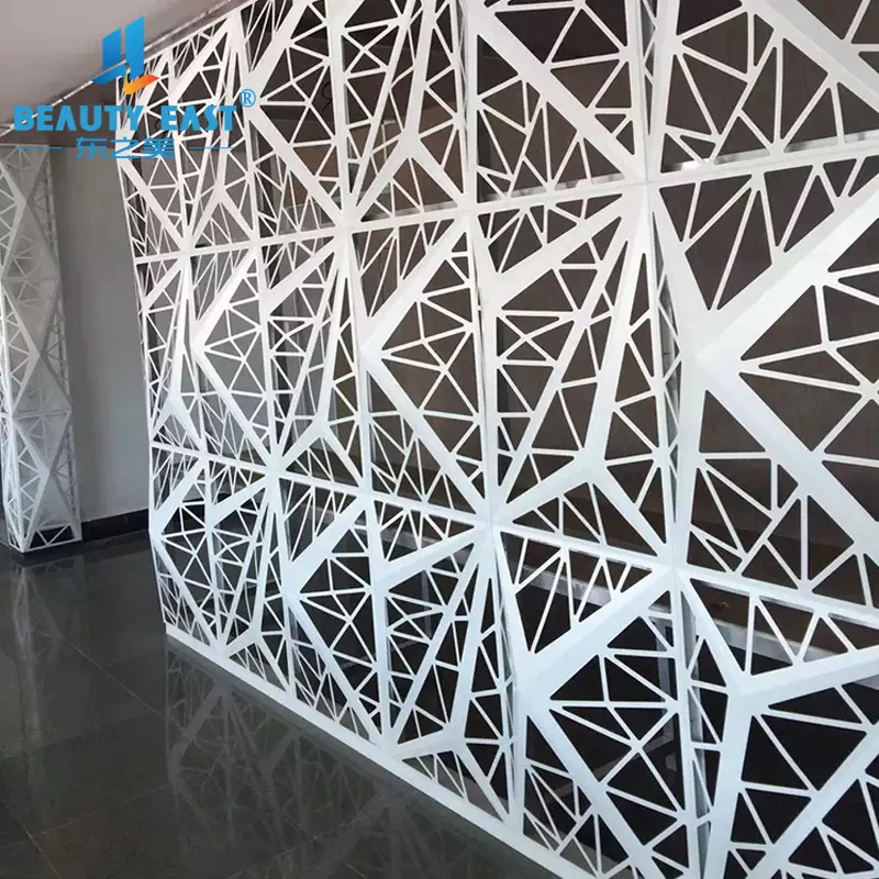 Panneau solide en aluminium, coupe laser universelle revêtement mural, lames de construction décoratives