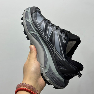 รองเท้าวิ่งคุณภาพสูงสุดบนพื้นเมฆ รองเท้ากีฬาสำหรับผู้ชายสุดหรู - Product Image 6