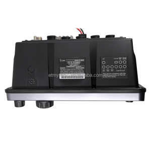 Radio marine VHF Icom IC-M605 étanche avec microphone pour utilisation en bateau - Product Image 3