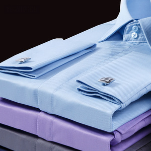 Chemises habillées décontractées pour hommes à manches longues, coupe ajustée, avec boutons cachés et poignets mousquetaires (boutons-mousquetaires inclus) - Product Image 5